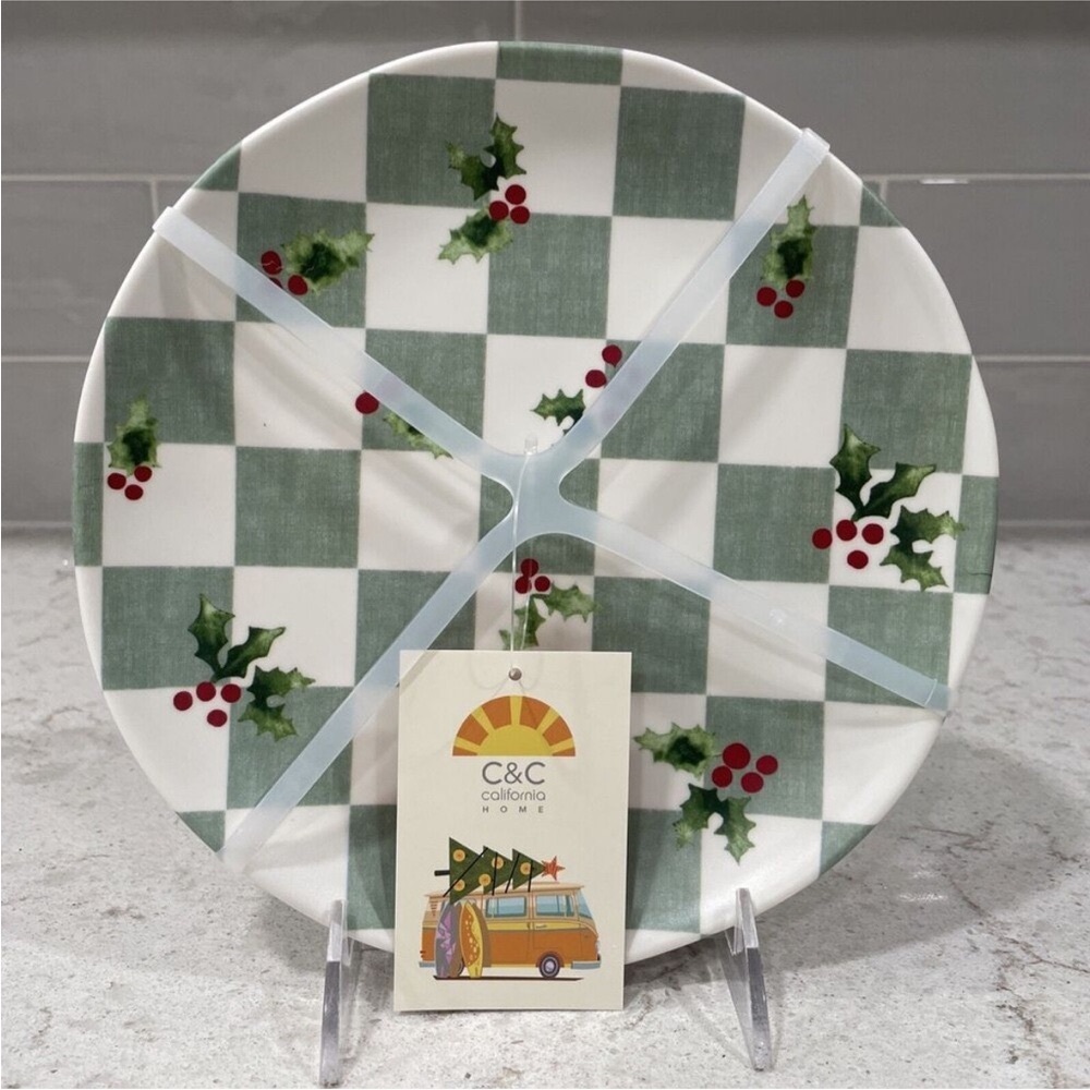 Set 4 HOLLY BERRY GREEN Checkered 11” Christmas Plates
Melamine C&C CALIFORNIA